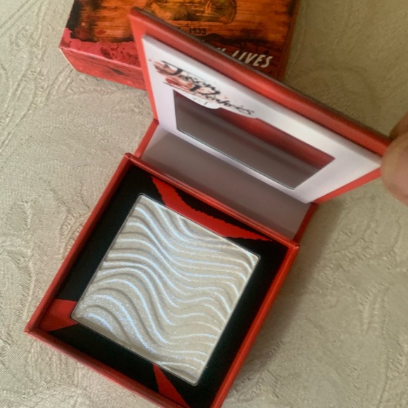 Glamlite x Friday the 13th Jason Lives Highlighter BNIB - Picture 14 of 14